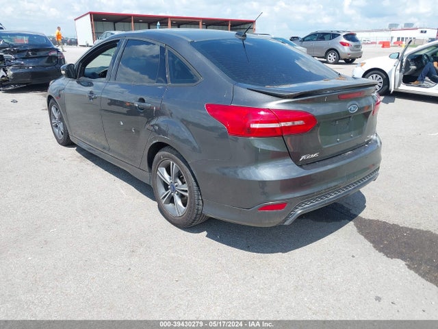 Ford FOCUS SE 2015 1FADP3F27FL286983 Image 3