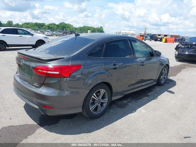 Ford FOCUS SE 2015 1FADP3F27FL286983 Image 4