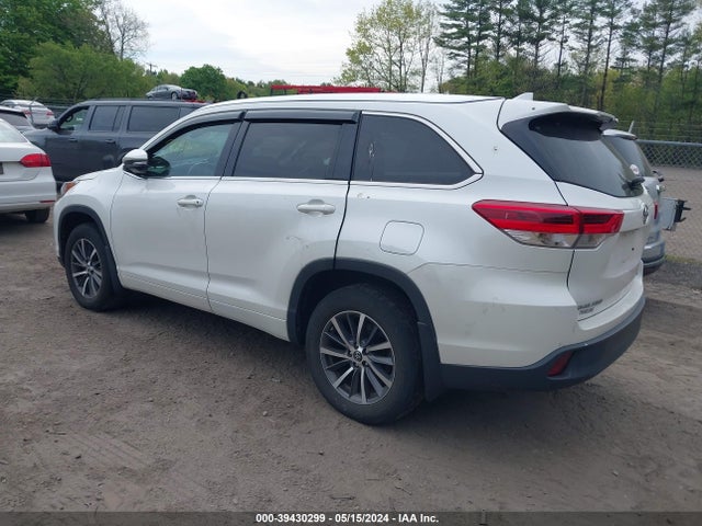 Toyota Highlander Xle 2017 5TDJZRFH2HS454142 Image 3
