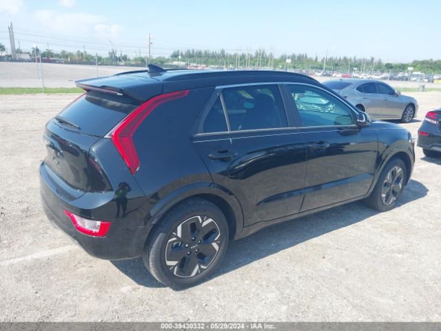 KNDCR3L18P5059996 KIA Niro Ev Wind