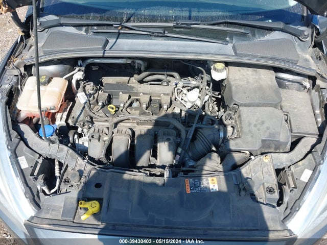 Ford FOCUS SE 2017 1FADP3K21HL345485 Image 10