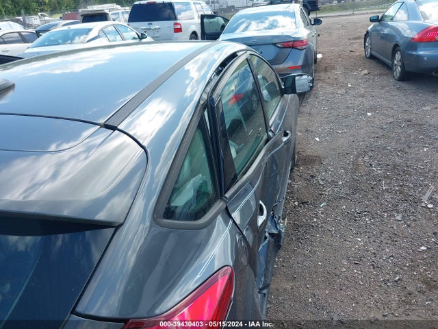Ford FOCUS SE 2017 1FADP3K21HL345485 Image 12