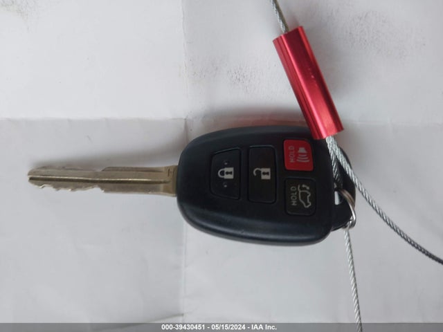 Toyota Rav4 Xle 2015 JTMRFREV6FD130459 Image 11