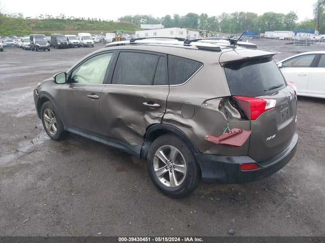Toyota Rav4 Xle 2015 JTMRFREV6FD130459 Image 3