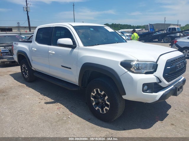 Toyota Tacoma Trd Off Road 2018 3TMAZ5CN6JM062502 main image