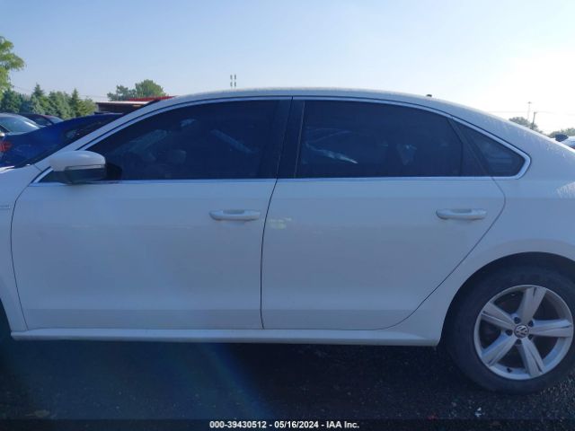 1VWAT7A38EC026801 Volkswagen Passat 1.8t Wolfsburg Edition