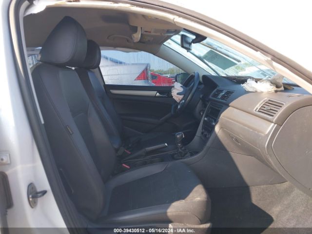 1VWAT7A38EC026801 Volkswagen Passat 1.8t Wolfsburg Edition
