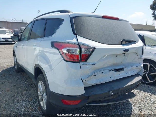 Ford ESCAPE SE 2018 1FMCU0GD0JUA10429 Image 3