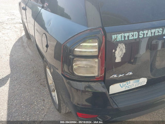 Jeep Compass Latitude 4x4 2017 1C4NJDEB7HD167528 Image 14