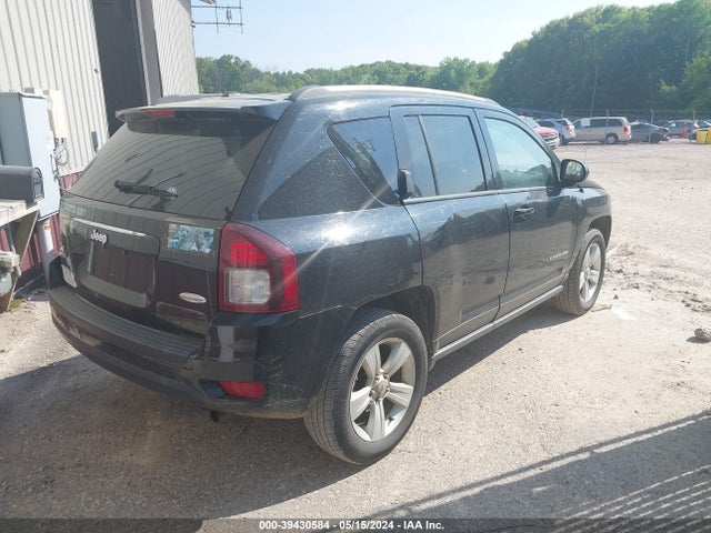 Jeep Compass Latitude 4x4 2017 1C4NJDEB7HD167528 Image 4