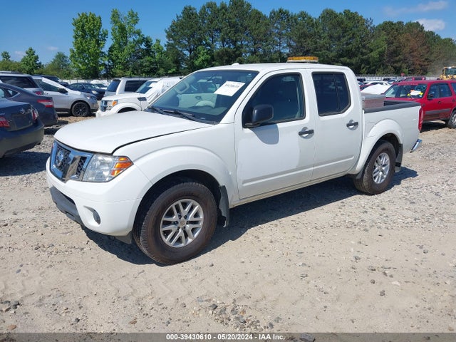 Nissan Frontier Sv 2018 1N6DD0ER0JN761139 Image 2