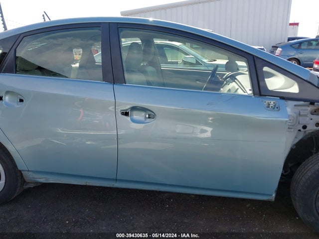 Toyota Prius Four 2014 JTDKN3DUXE1847151 Image 14