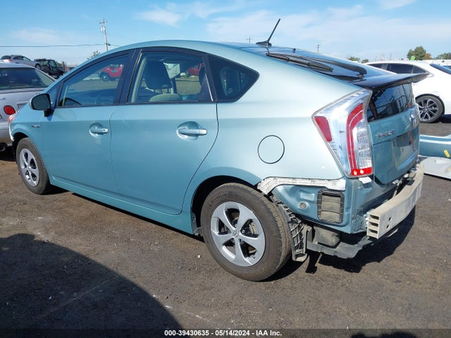 Toyota Prius Four 2014 JTDKN3DUXE1847151 Image 3