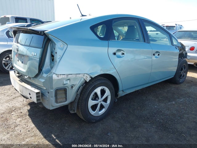 Toyota Prius Four 2014 JTDKN3DUXE1847151 Image 4