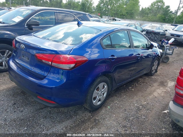 KIA FORTE LX 2018 3KPFK4A75JE210576 Image 4