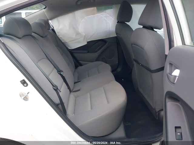 KIA FORTE LX 2017 3KPFK4A77HE053918 Image 8
