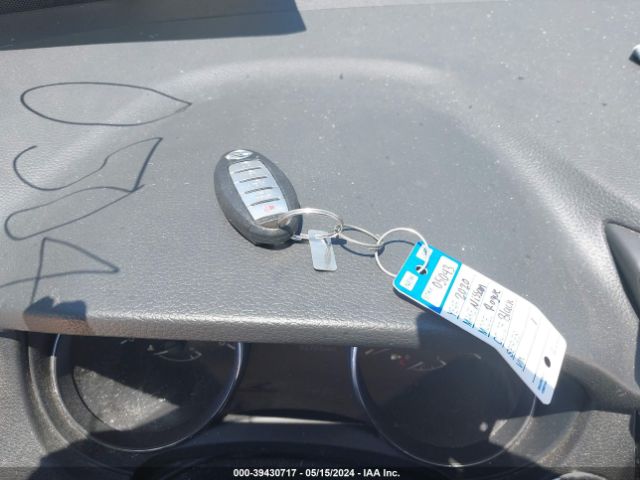 JN8AT2MT8LW001351 Nissan Rogue Sv Fwd