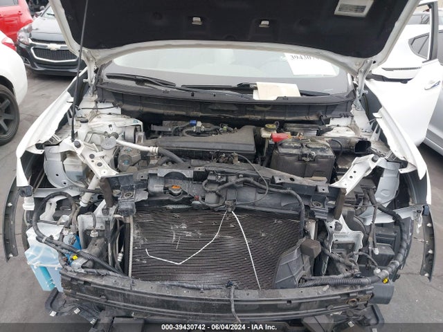 Nissan ROGUE SV 2016 JN8AT2MT7GW019765 Image 10