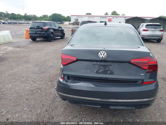 1VWAA7A36JC009902 Volkswagen Passat 2.0t R-line/2.0t S