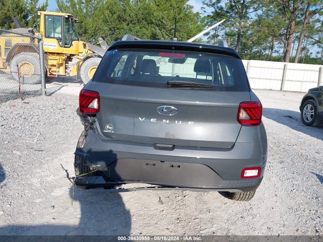 Hyundai Venue Limited 2024 KMHRC8A32RU287526 Image 16