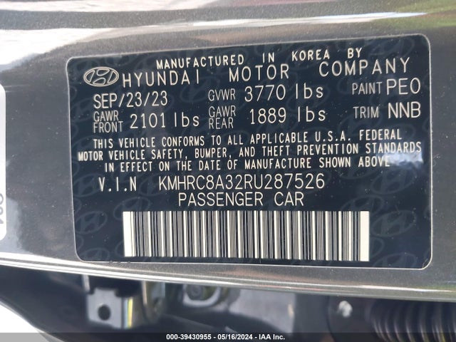 Hyundai Venue Limited 2024 KMHRC8A32RU287526 Image 9