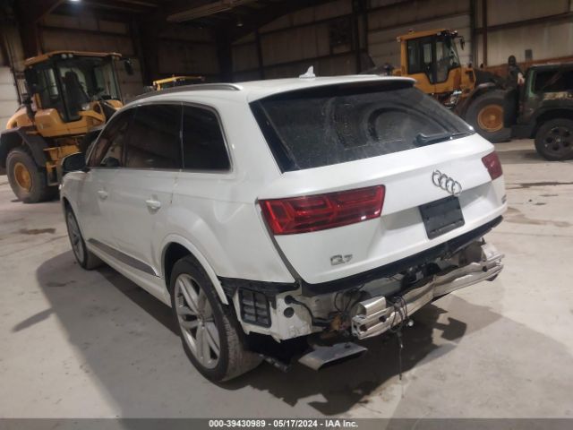 WA1VAAF70HD014461 Audi Q7 3.0t Premium
