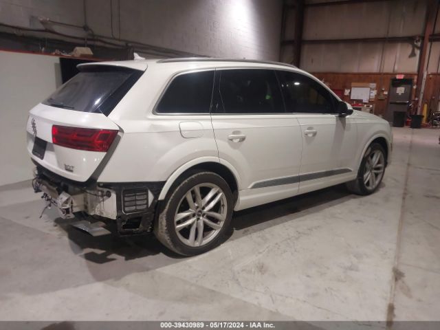 WA1VAAF70HD014461 Audi Q7 3.0t Premium