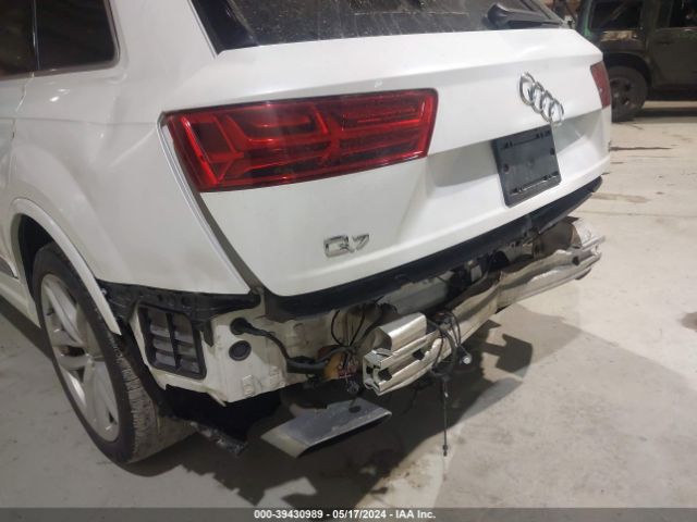 WA1VAAF70HD014461 Audi Q7 3.0t Premium
