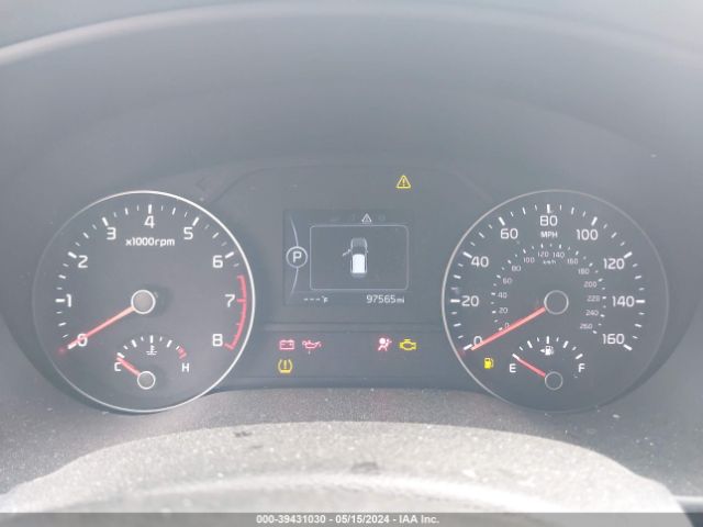 KNDPMCAC6H7088214 KIA Sportage Lx