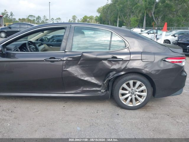 4T1B11HK0JU507939 Toyota CAMRY LE