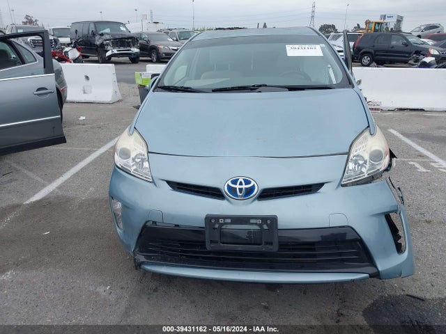 Toyota Prius Two 2015 JTDKN3DU2F1997546 Image 11
