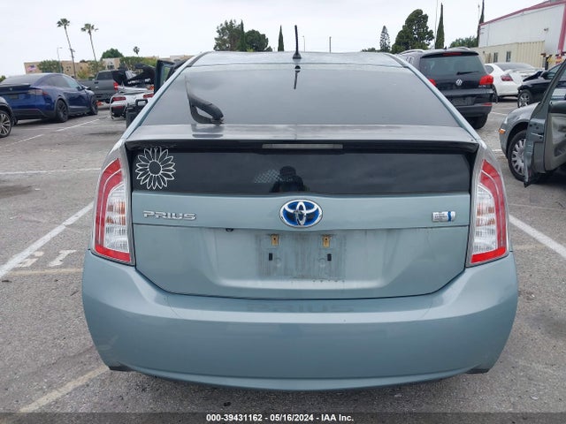 Toyota Prius Two 2015 JTDKN3DU2F1997546 Image 15