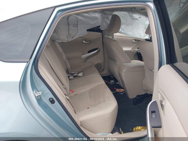 Toyota Prius Two 2015 JTDKN3DU2F1997546 Image 8
