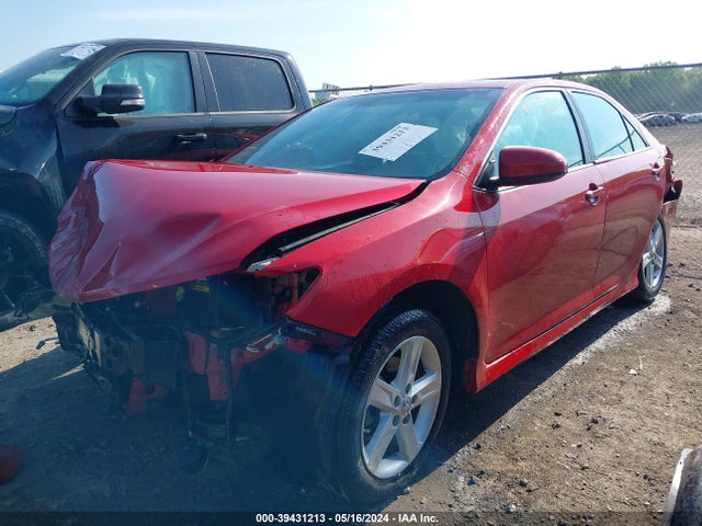 Toyota CAMRY SE 2014 4T1BF1FK8EU826225 Image 2