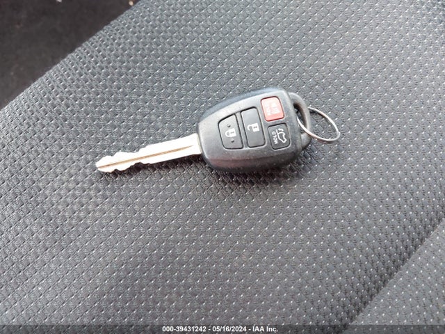 Toyota Rav4 Xle 2016 2T3RFREV5GW516178 Image 11