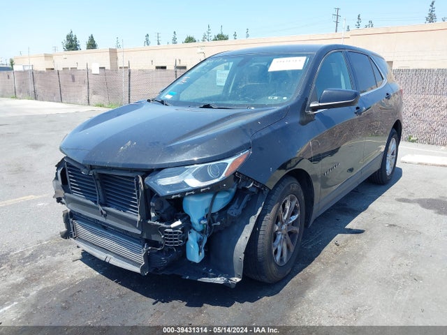 Chevrolet EQUINOX LT 2018 2GNAXSEV9J6286706 Image 2