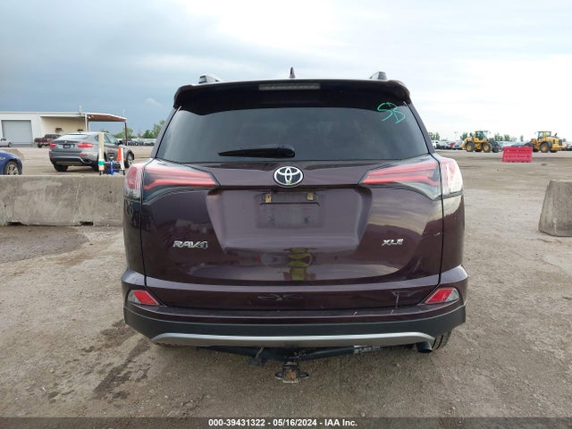 Toyota Rav4 Xle 2018 2T3WFREV1JW517046 Image 17