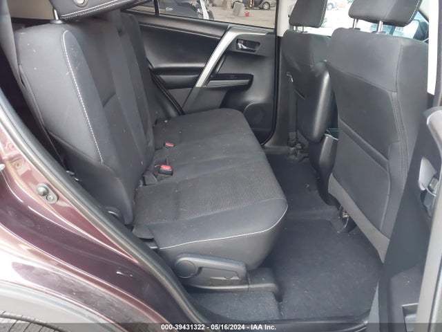 Toyota Rav4 Xle 2018 2T3WFREV1JW517046 Image 8