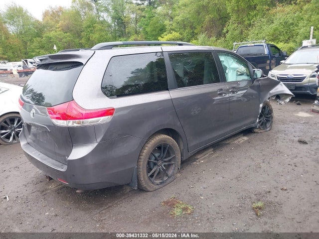 Toyota Sienna Xle 7 Passenger 2014 5TDDK3DC1ES091608 Image 4