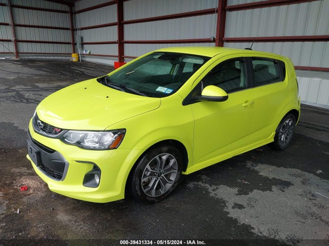 Chevrolet Sonic Lt Auto 2019 1G1JD6SB8K4105822 Image 2