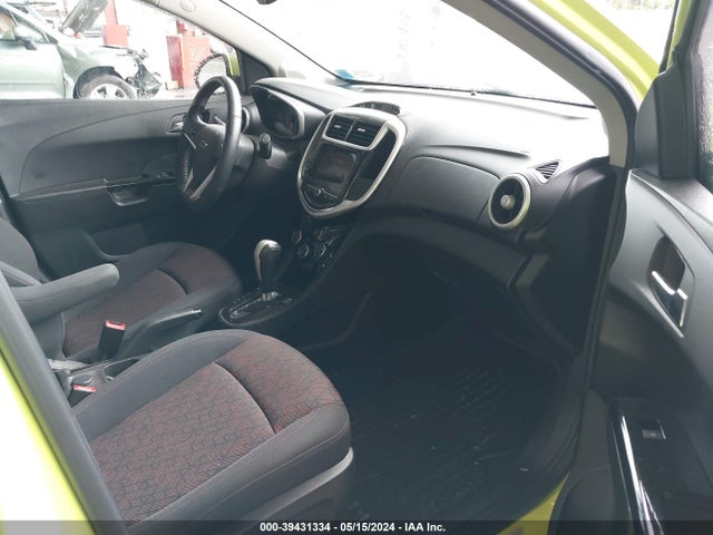 Chevrolet Sonic Lt Auto 2019 1G1JD6SB8K4105822 Image 5