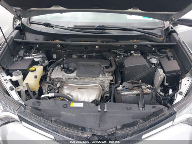 2T3RFREV7GW463449 Toyota Rav4 Xle