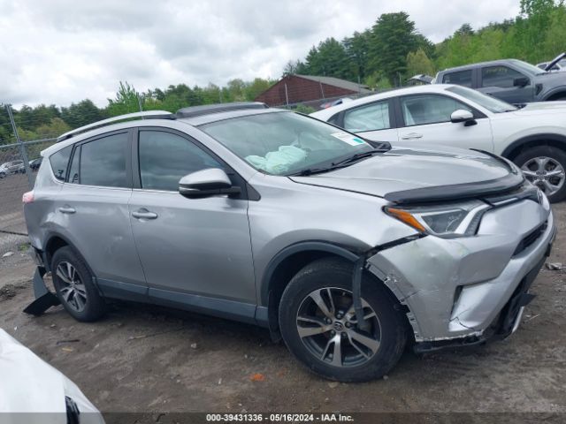 2T3RFREV7GW463449 Toyota Rav4 Xle