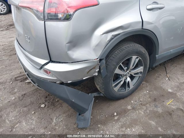 2T3RFREV7GW463449 Toyota Rav4 Xle