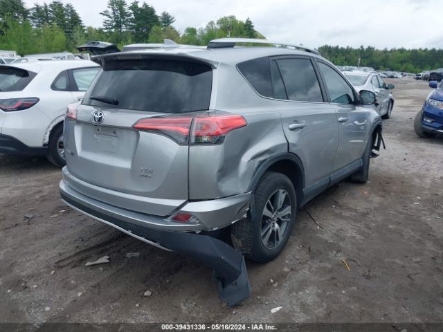 2T3RFREV7GW463449 Toyota Rav4 Xle