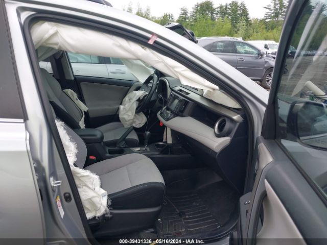 2T3RFREV7GW463449 Toyota Rav4 Xle