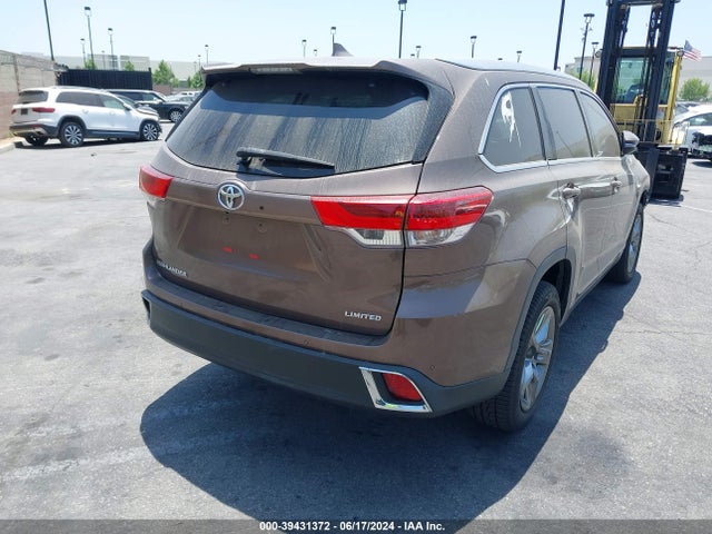 Toyota Highlander Limited Platinum 2017 5TDYZRFH0HS188716 Image 4