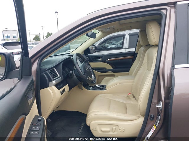 Toyota Highlander Limited Platinum 2017 5TDYZRFH0HS188716 Image 5