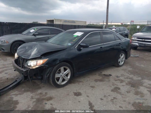 Toyota CAMRY SE 2014 4T1BF1FK7EU304752 Image 2