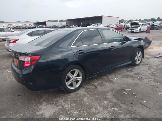 Toyota CAMRY SE 2014 4T1BF1FK7EU304752 Image 4